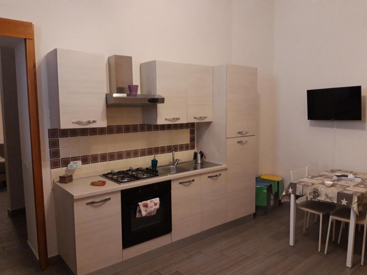 Be Italian Flat Duomo 319 Bed & Breakfast Napoli Bagian luar foto